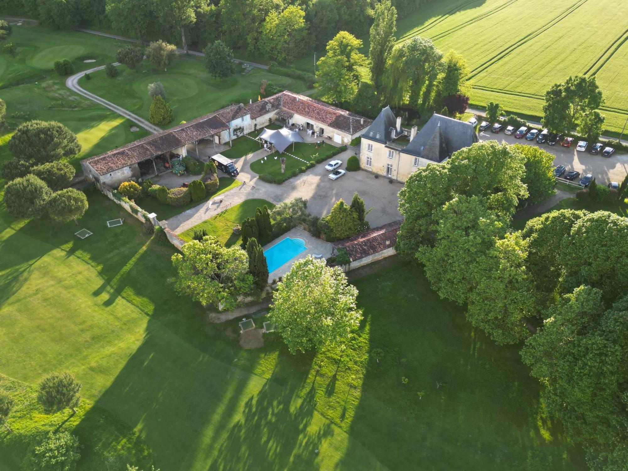 Chateau De La Vallade Saint-Porchaire Экстерьер фото